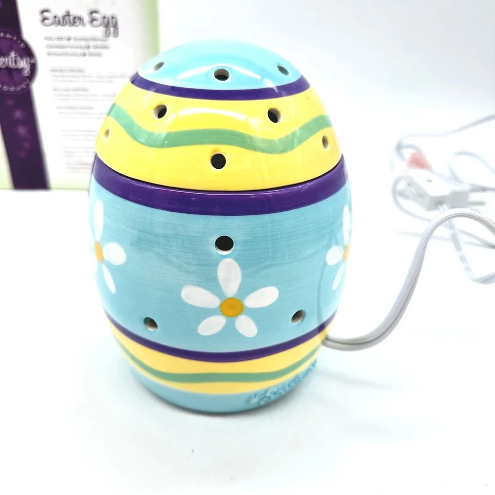 Scentsy Easter Egg Full-Size Wax Warmer Blue Floral Ceramic Retired DSW-EEGG